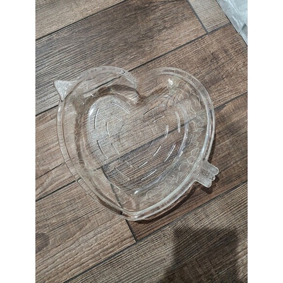 Vintage Safe Bake Heart Shape Glass PIE Dish Cupid Arrow Valentines Made In USA - Picture 1 of 7